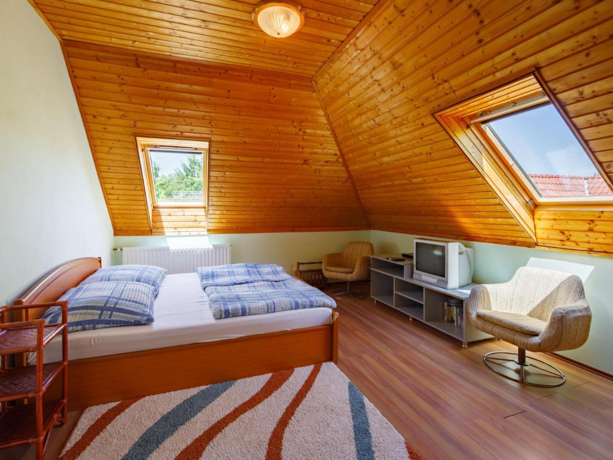 Holiday Home Amaryllis By Interhome Balatonakarattya Eksteriør billede