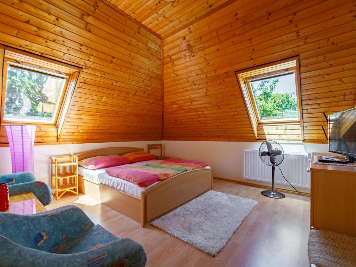 Holiday Home Amaryllis By Interhome Balatonakarattya Eksteriør billede